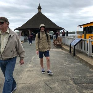 Meet your Posher, Alex